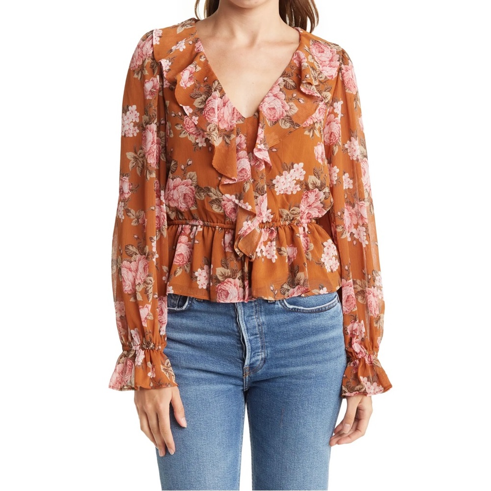 | wayf • ruffle vneck floral blouse • size xs |